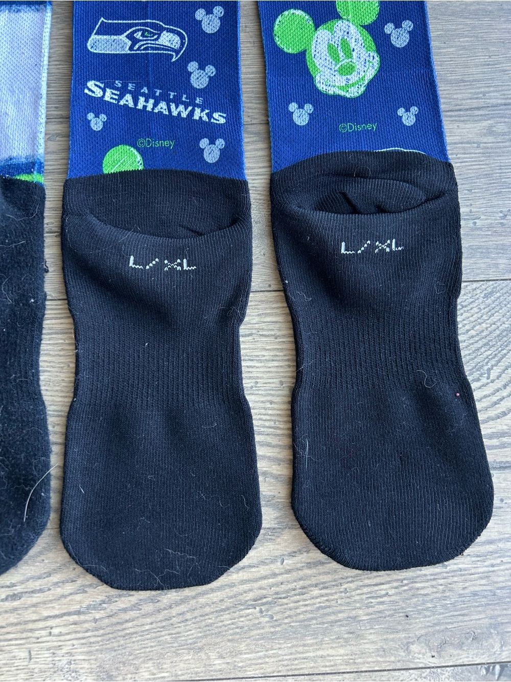 Seattle Seahawks x Disney Crew Socks - Navy & Green - 3 Pairs - Picture 8 of 8